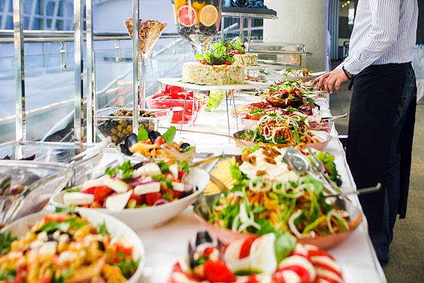 Hướng dẫn cách bảo quản thực phẩm đúng cách tại nhà hàng buffet