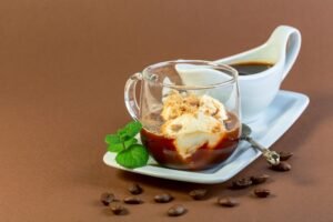 Cách Làm Affogato: Món Tráng Miệng Cà Phê Ý Tuyệt Vời