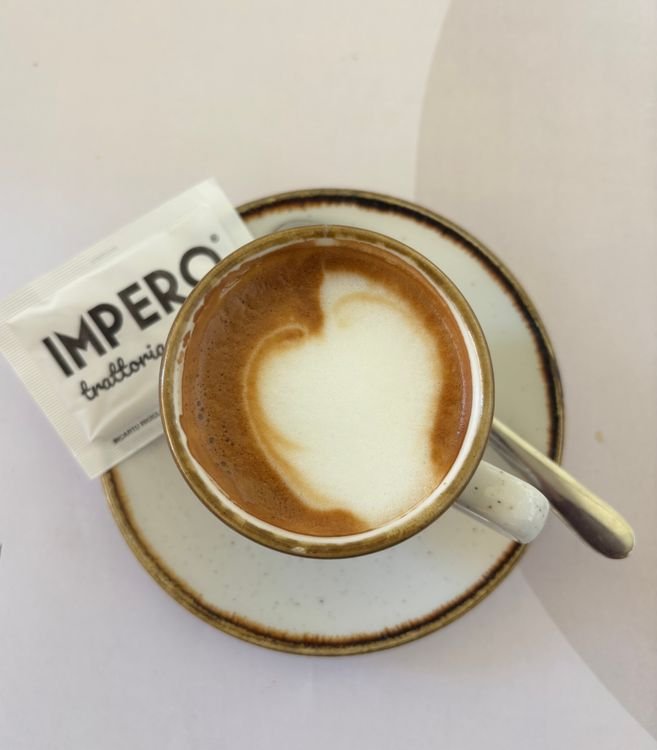 Cappuccino latte art phong cách cà phê Ý